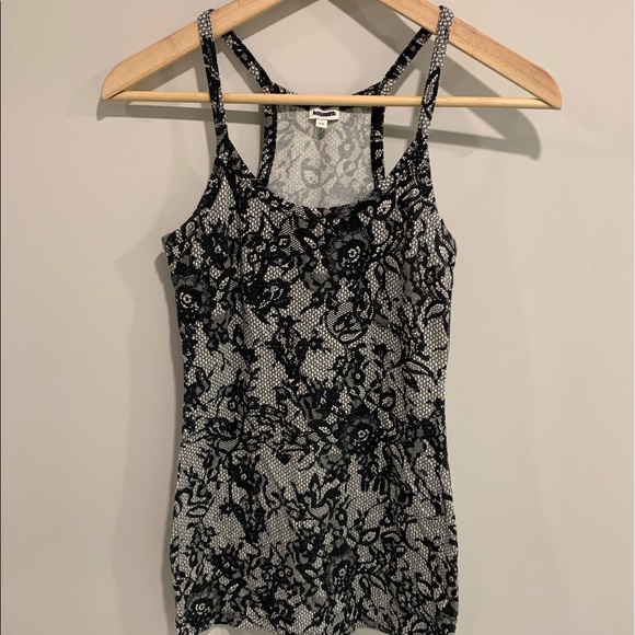 Tank Top Bundle - Picture 3 of 6